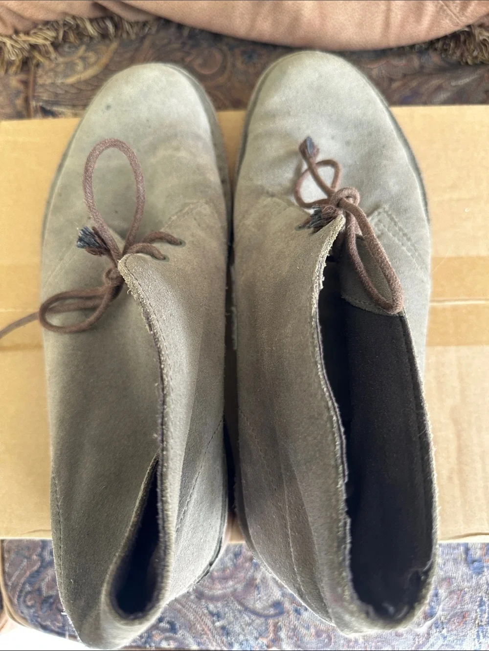 Clarks Men's Suede Chukka Boots in Olive Green